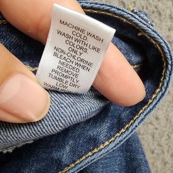 Est. 1946 Jeans Womens 18W Curvy Denim Jeans With Frayed Hem Cropped - Picture 4 of 13